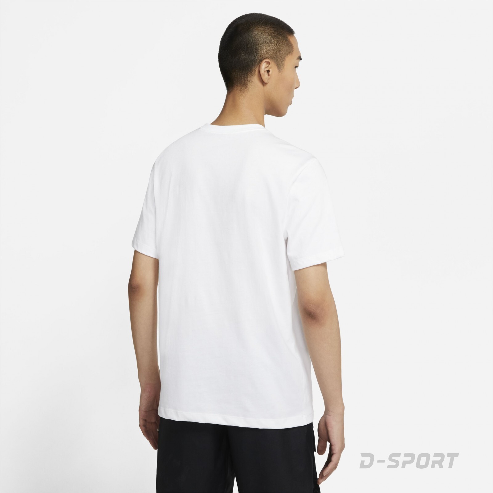 Nike Sportswear Swoosh