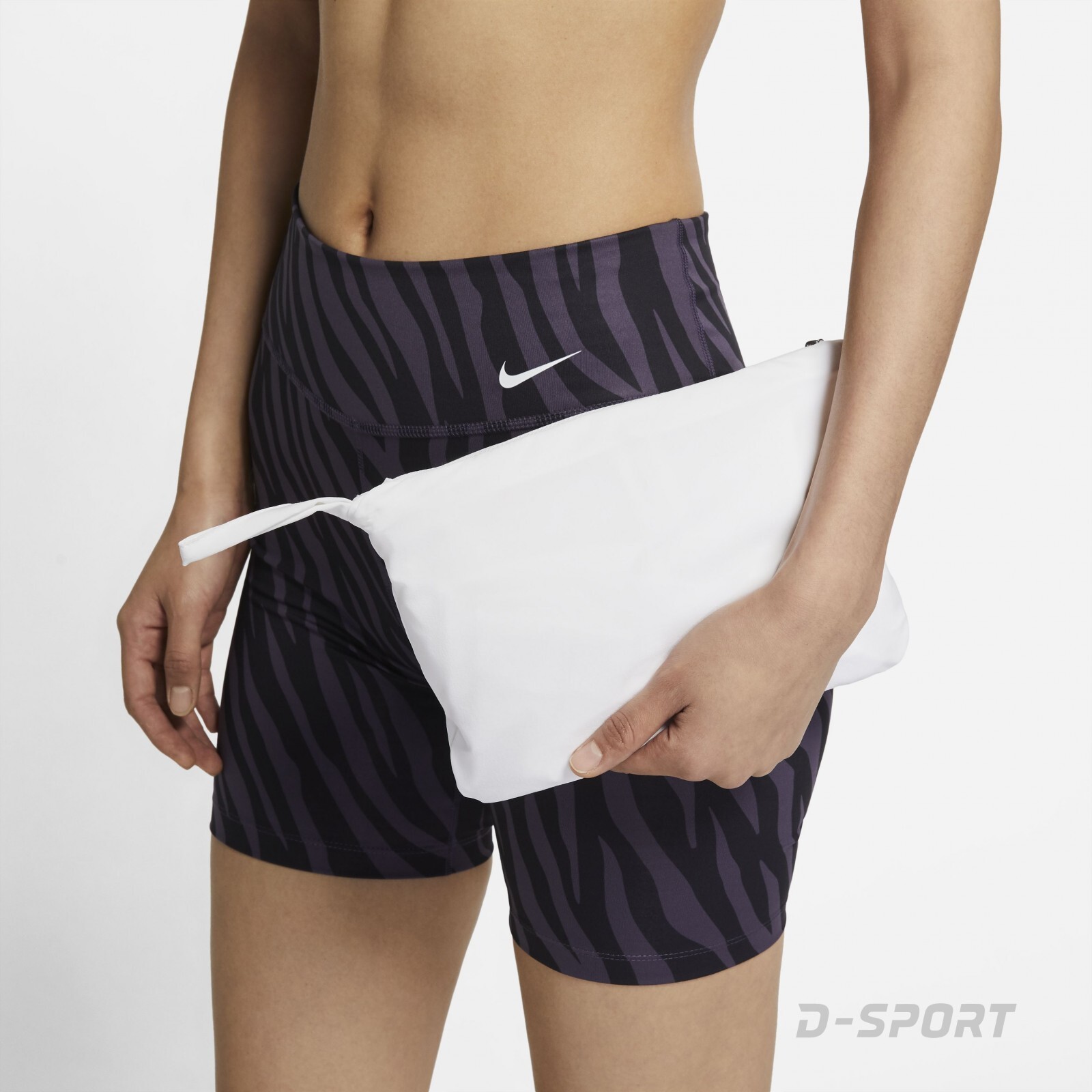 Nike Pro Woven
