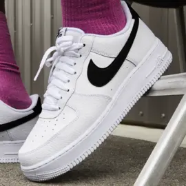 Nike Air Force 1 07