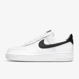 Nike WMNS Air Force 1 07